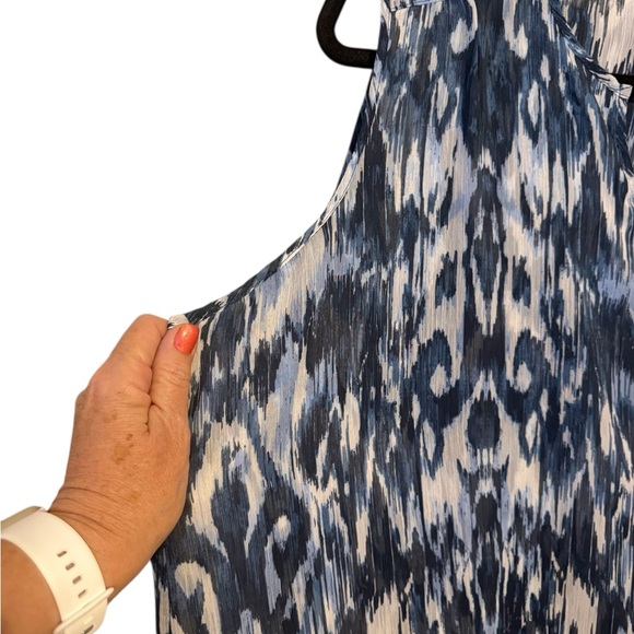 ❤️CHRISTINA B.   FLOWY V-NECK TOP  XLARGE/1X    #S - Picture 3 of 9